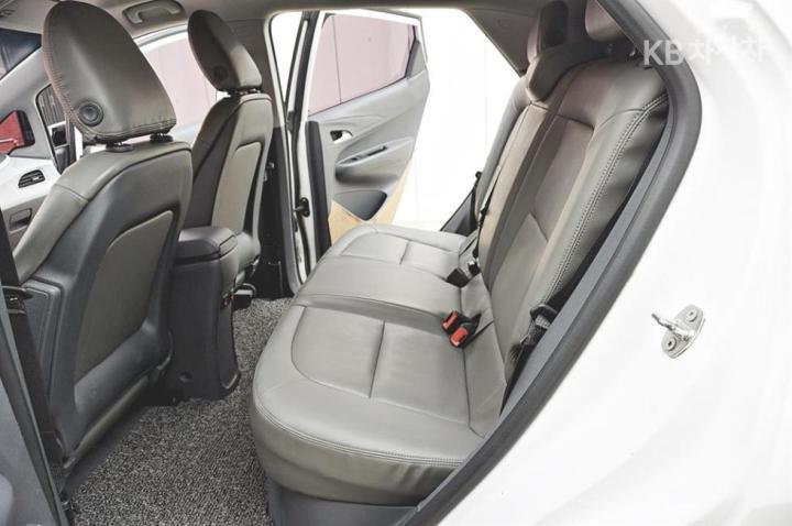 Chevrolet Bolt EV LT Base Type 8