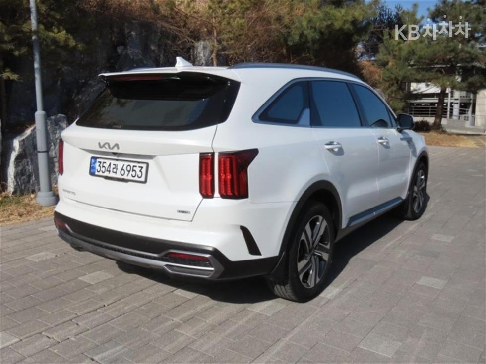 2023 - kia sorento