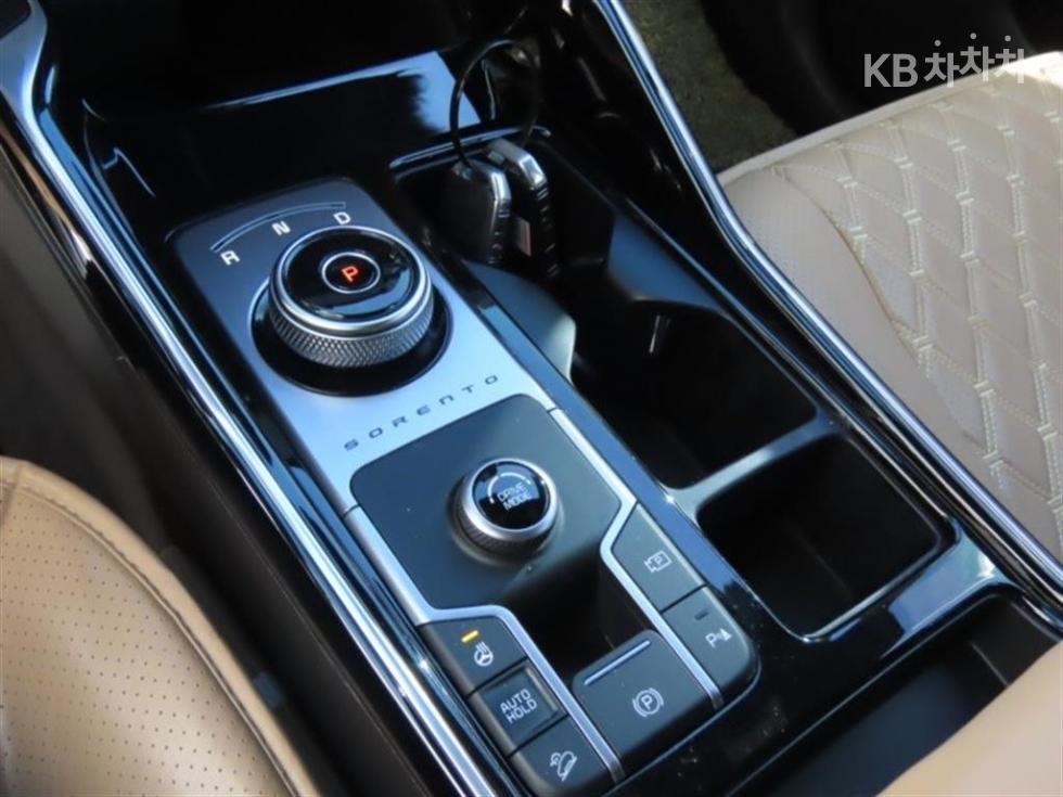 2023 - kia sorento