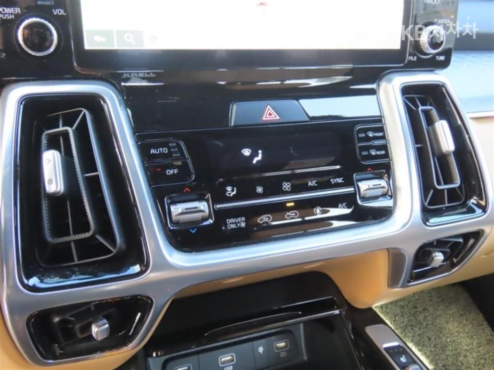 2023 - kia sorento