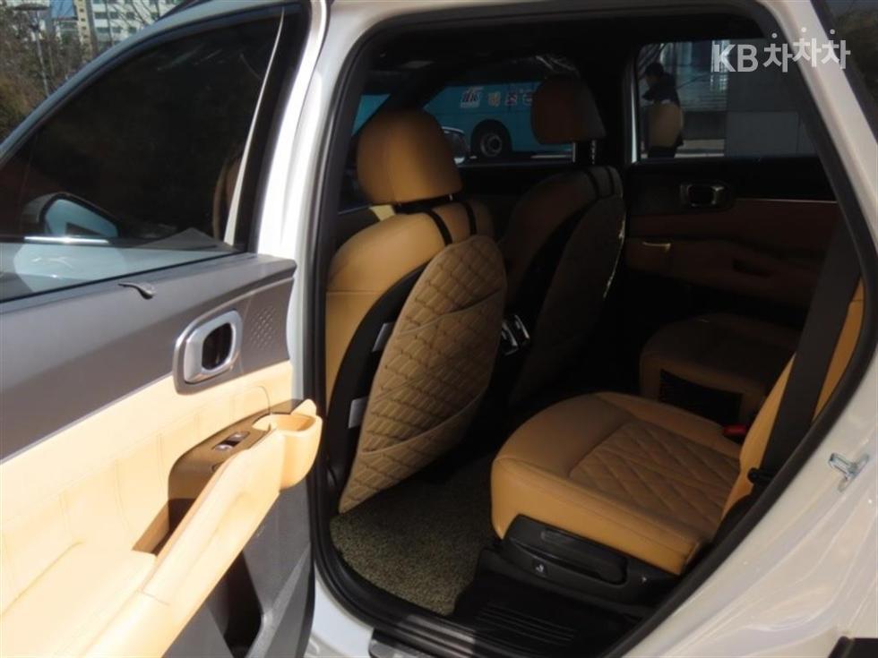 2023 - kia sorento