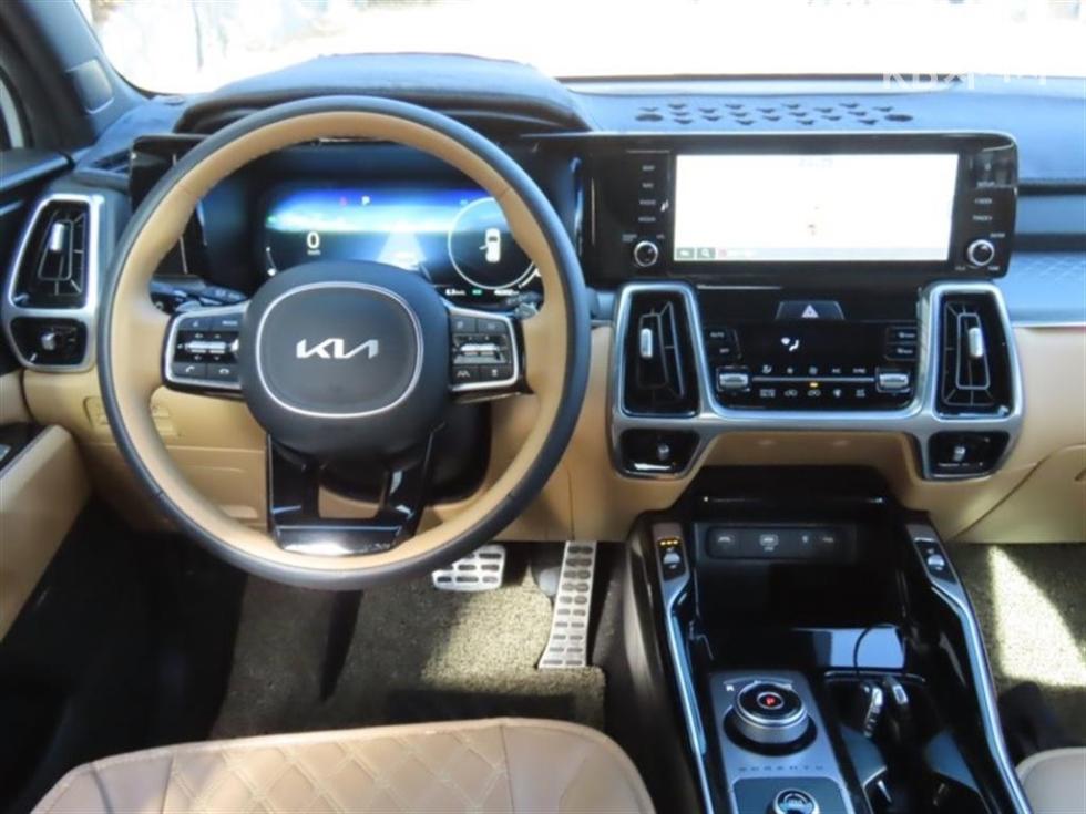 2023 - kia sorento