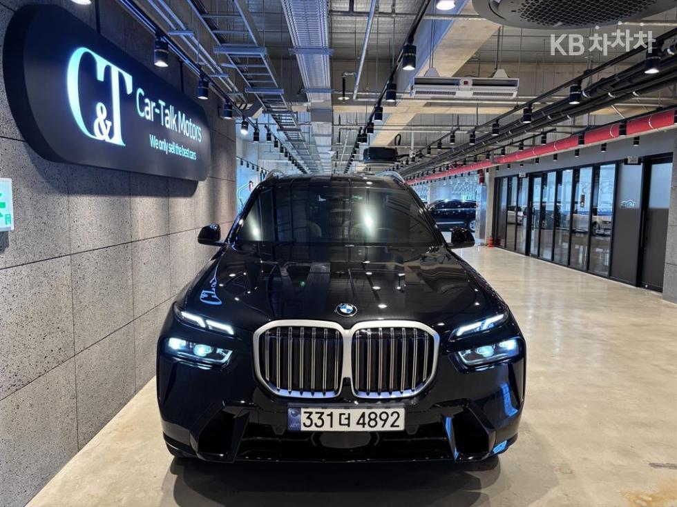 BMW X7 — miniaturë 2