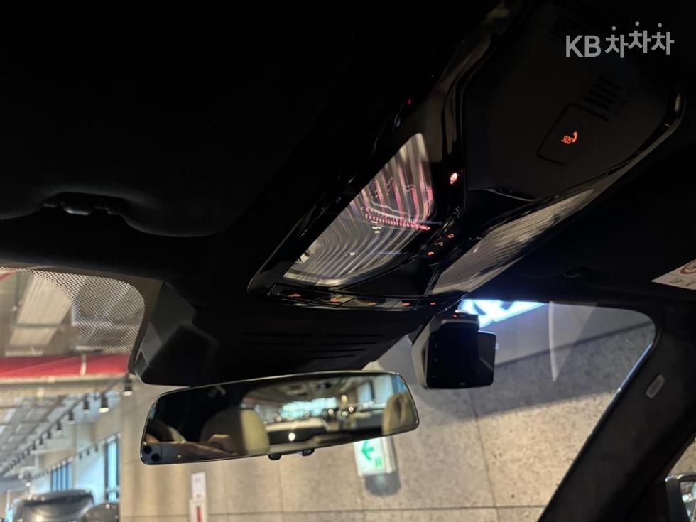 BMW X7 — miniaturë 17