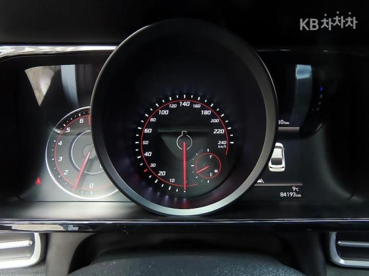 Hyundai Avante CN7 1.6 Gasoline Modern 10