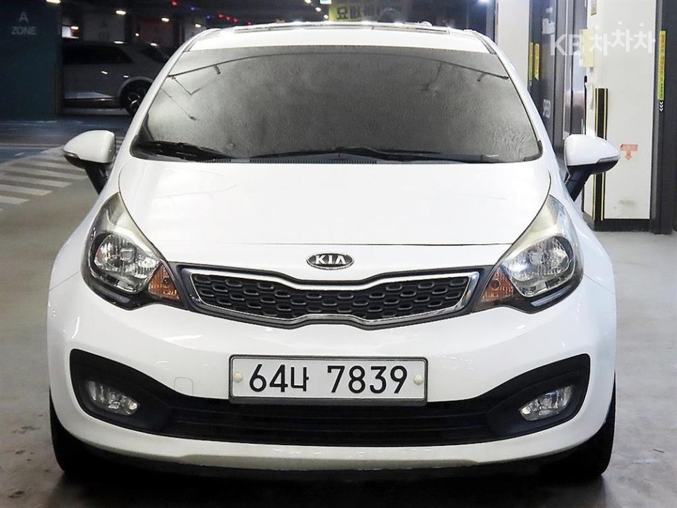 2012 - kia pride