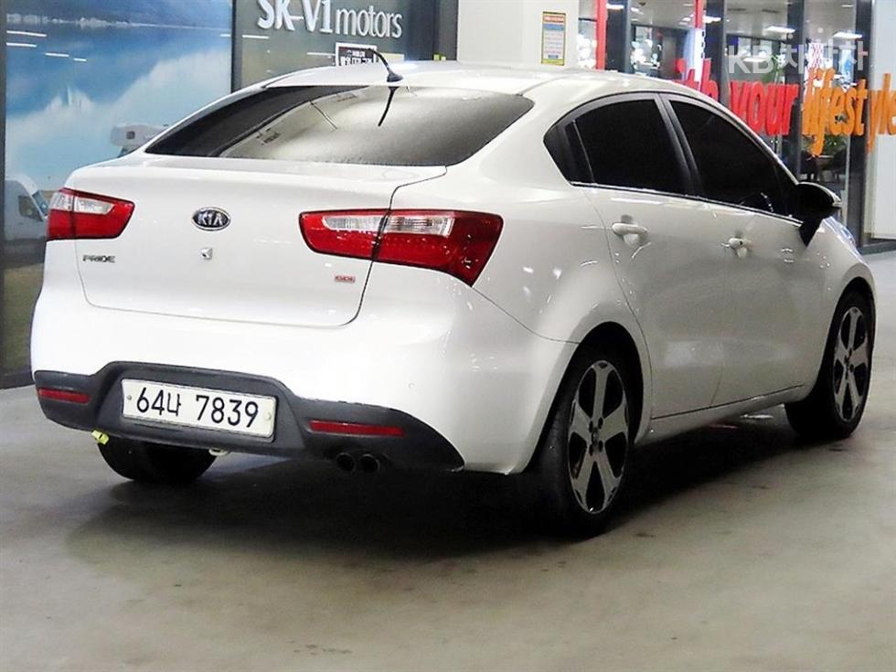 2012 - kia pride