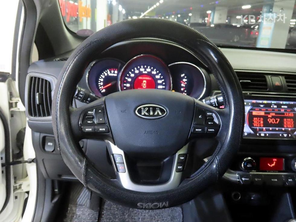 2012 - kia pride