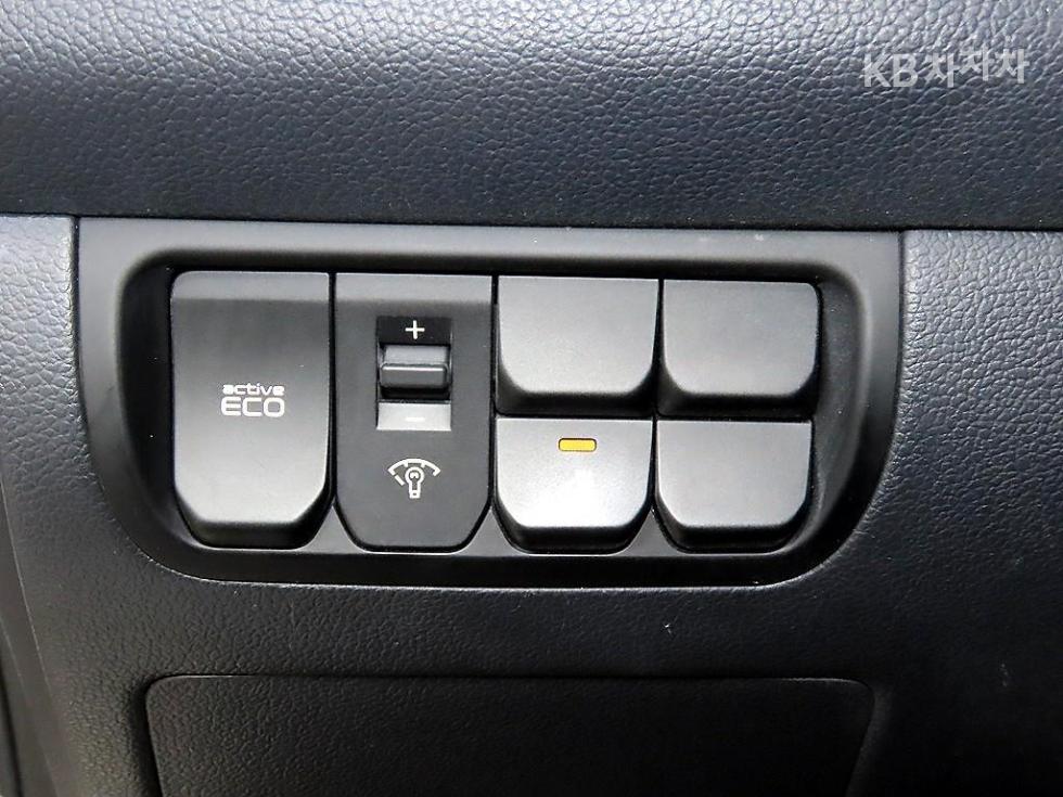 2012 - kia pride