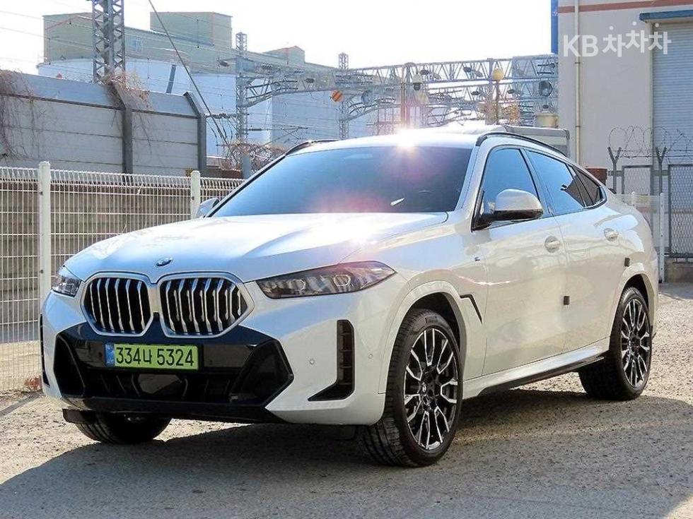 BMW X6 — miniaturë 2
