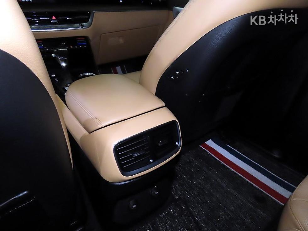 2021 - kia mohave