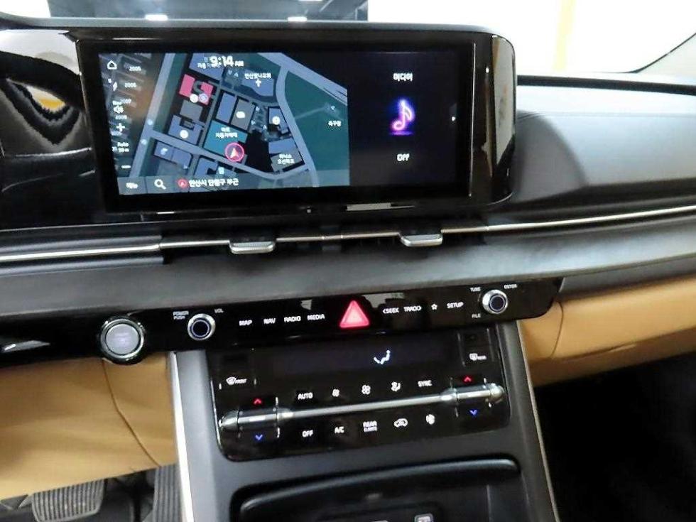 2022 - kia carnival