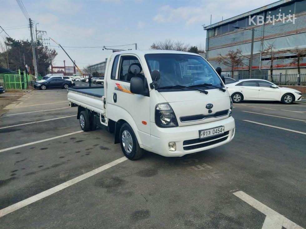 2019 - kia bongo iii