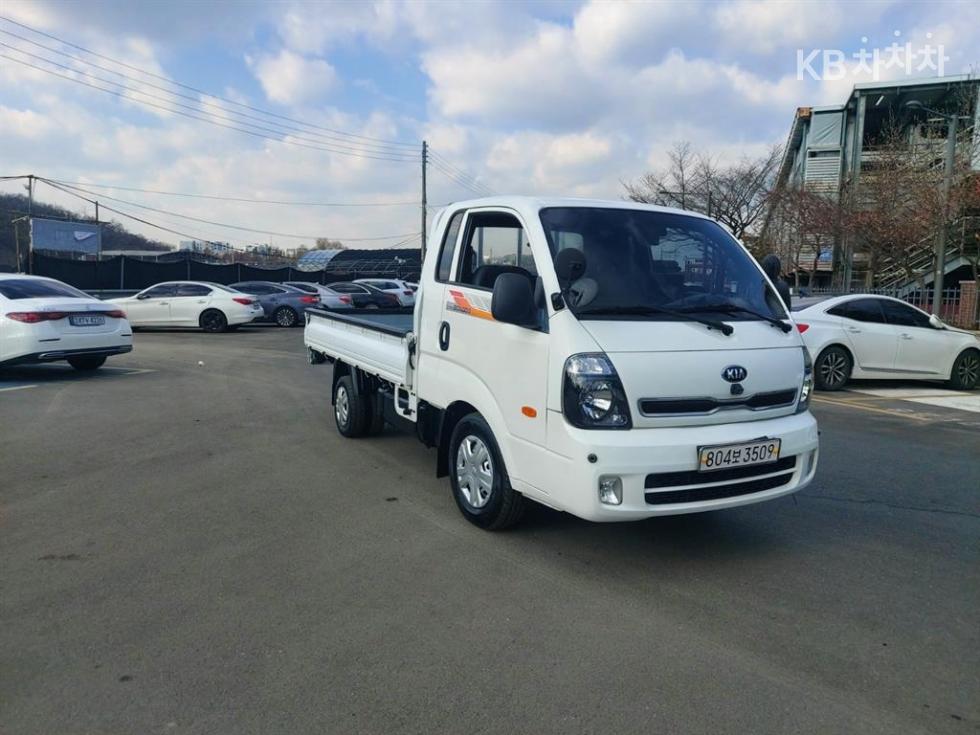 2019 - kia bongo iii