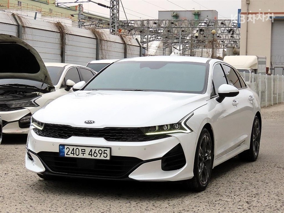 2020 - kia k5