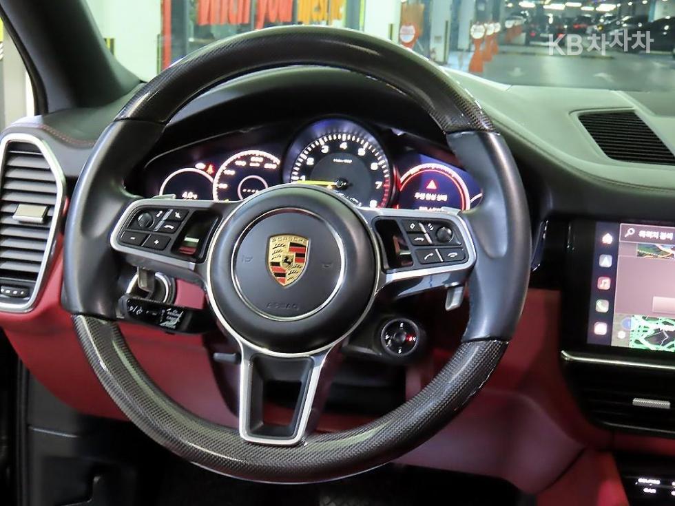 Porsche Cayenne — miniaturë 8