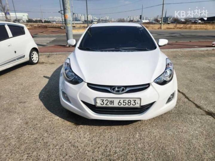 Hyundai Avante MD M16 GDI New 2