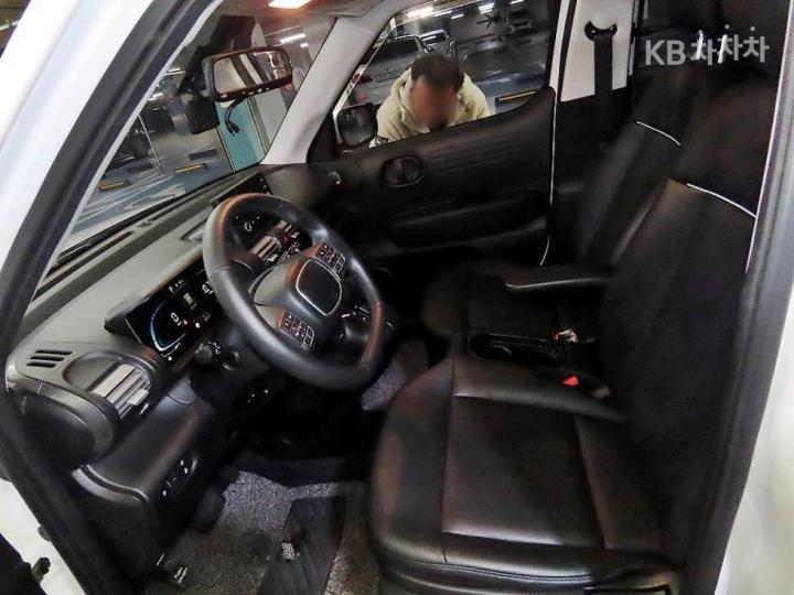 Hyundai Casper Van 1.0 Gasoline Smart 7