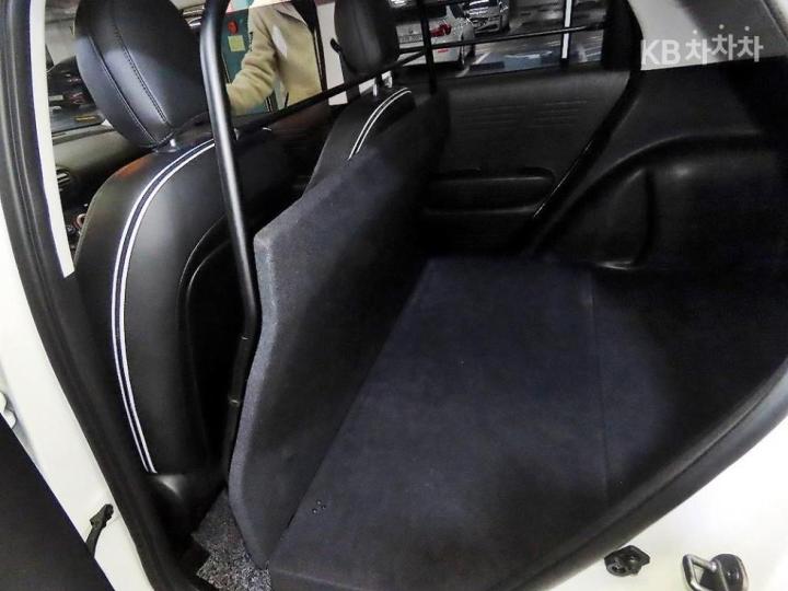 Hyundai Casper Van 1.0 Gasoline Smart 8