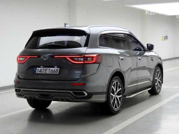 Renault QM6 2.0 LPe 2WD RE Signature 5