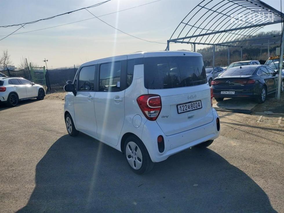 2022 - kia ray