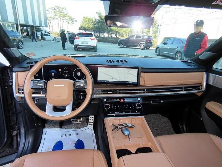 Hyundai Santa Fe The Hybrid MX5 1.6T HEV 2WD Calligraphy 7