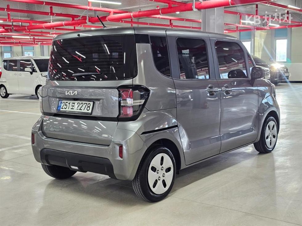 2023 - kia kia