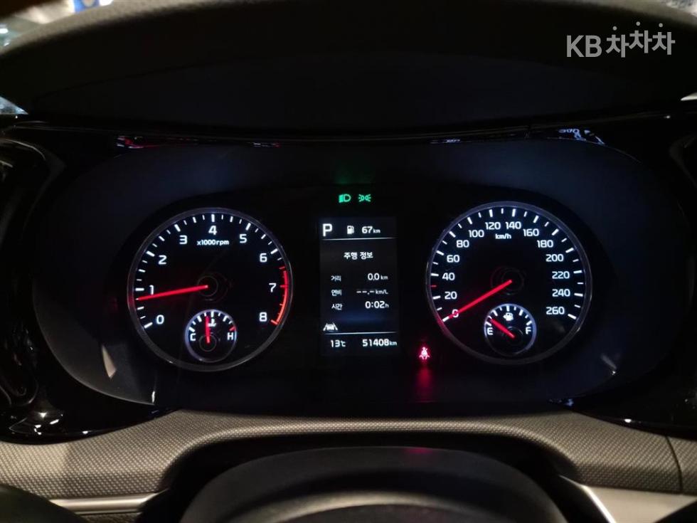 2022 - kia k5