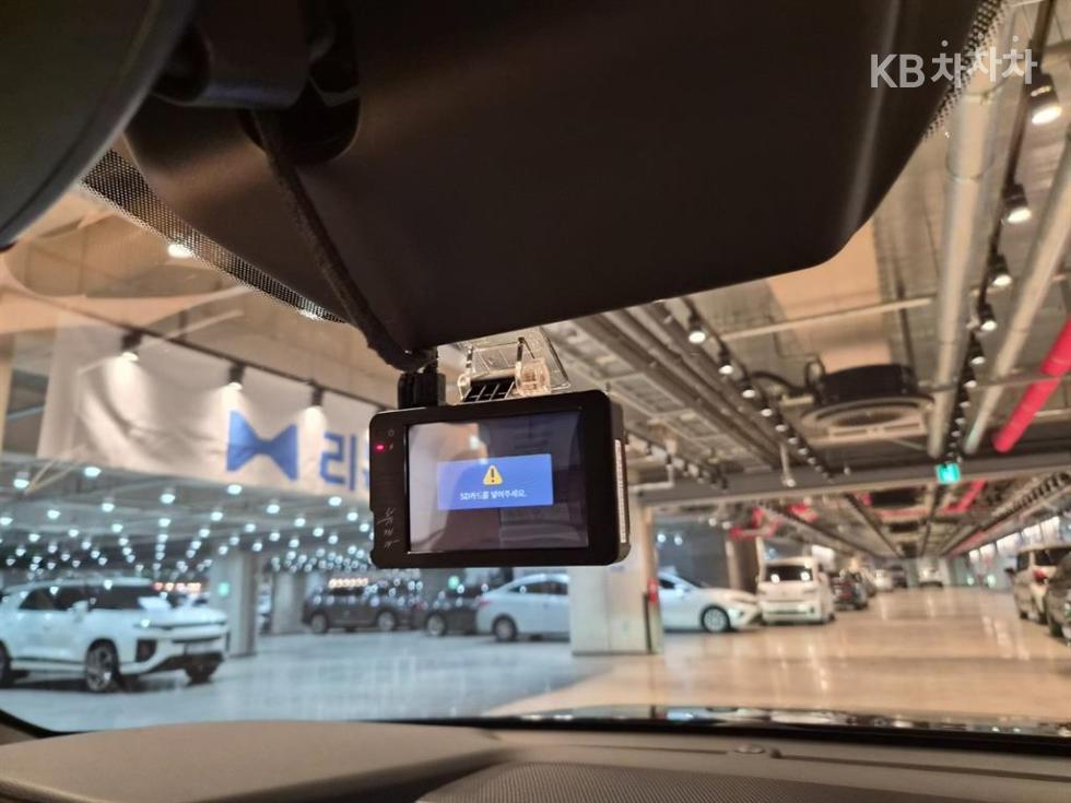 2022 - kia k5