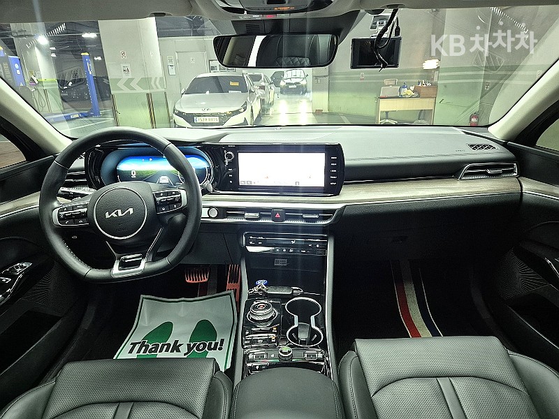 2022 - kia k5