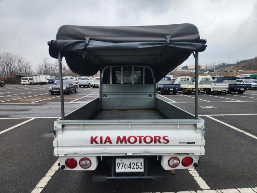2005 - kia bongo iii