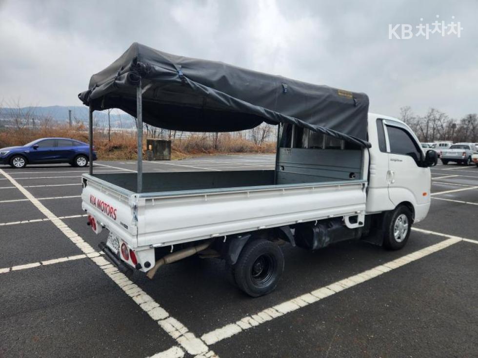 2005 - kia bongo iii