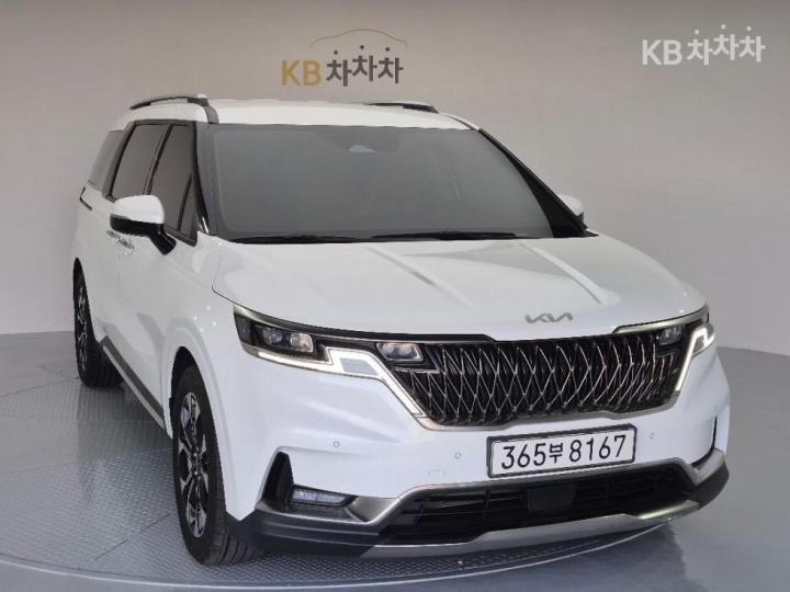 Kia Carnival 4 Generation D2.2 9 Seater Noblesse