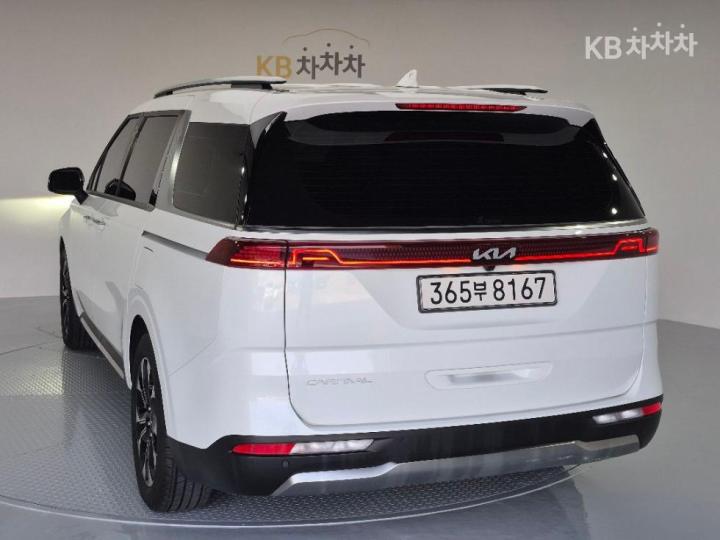Kia Carnival 4 Generation D2.2 9 Seater Noblesse — фото 4