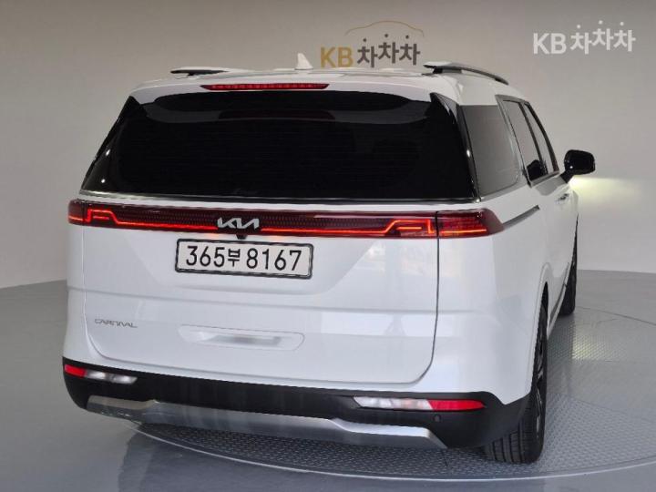 Kia Carnival 4 Generation D2.2 9 Seater Noblesse — фото 3