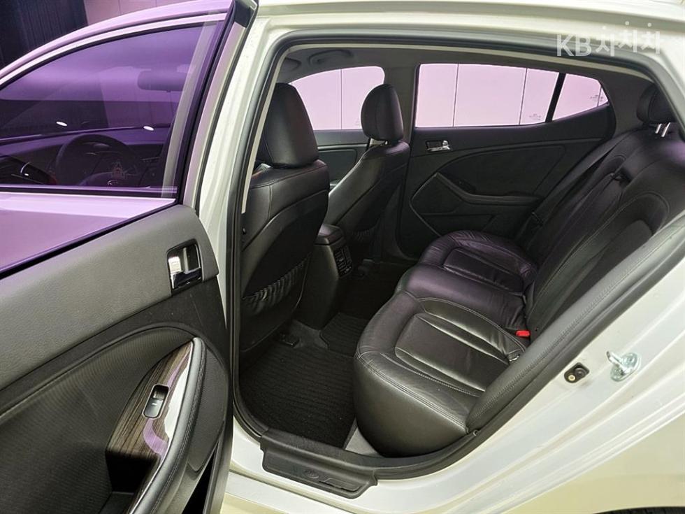 2011 - kia k5