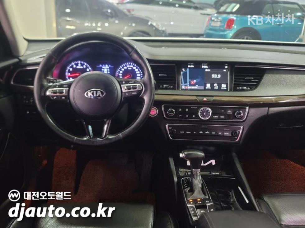 2018 - kia k7