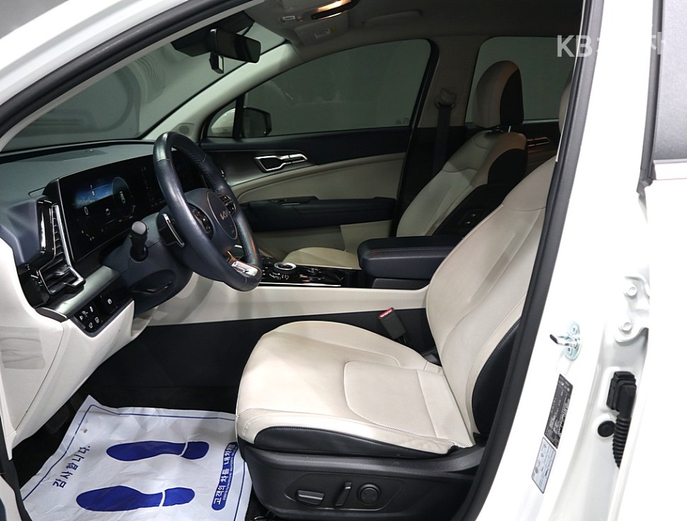 2024 - kia sportage