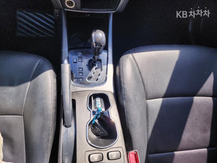 KG Mobility (Ssangyong) Korando New Style C 2.2 RX 2WD Premium Type 10