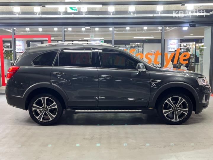 Chevrolet Captiva New 2.0 LT Deluxe Pack 4