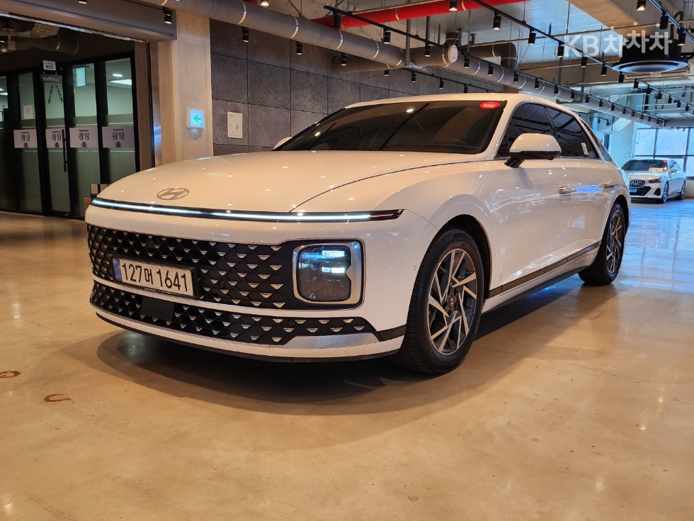 Hyundai 디 올 뉴 그랜저 하이브리드 1.6 터보 가솔린 익스클루시브 - фото 1