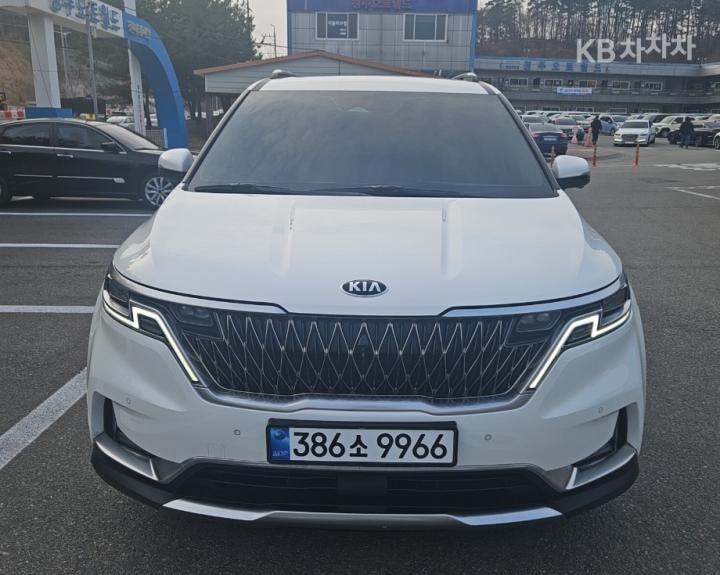 Kia Carnival D2.2 Signature — фото 2
