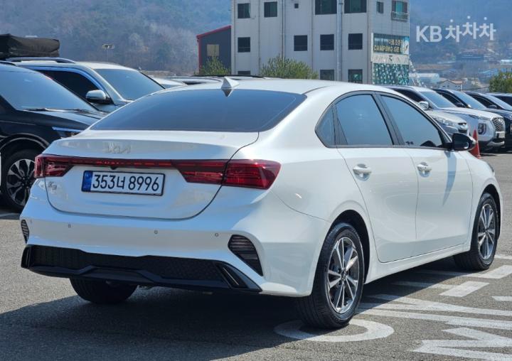 Kia K3 BD 1.6 Gasoline Prestige 6