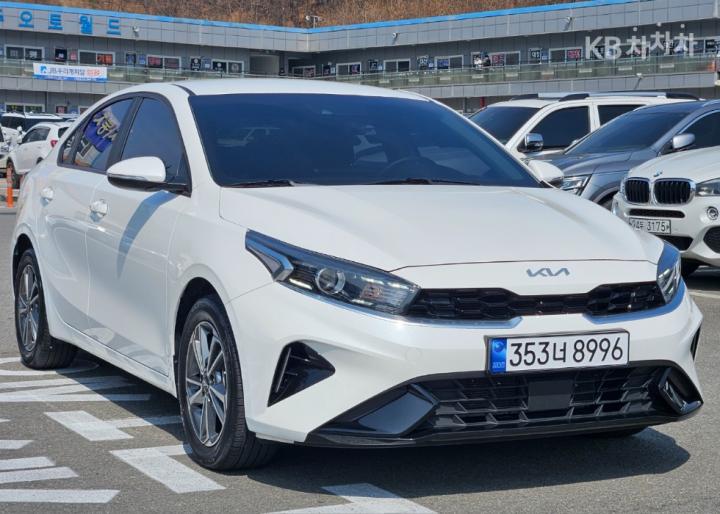 Kia K3 BD 1.6 Gasoline Prestige 7