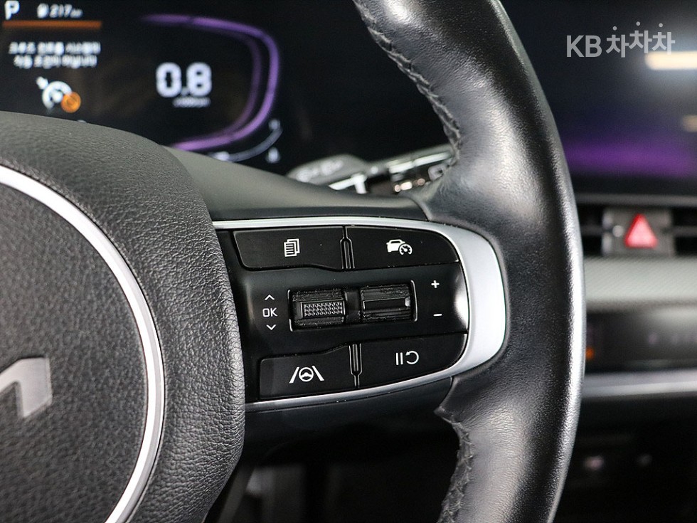 2023 - kia sportage