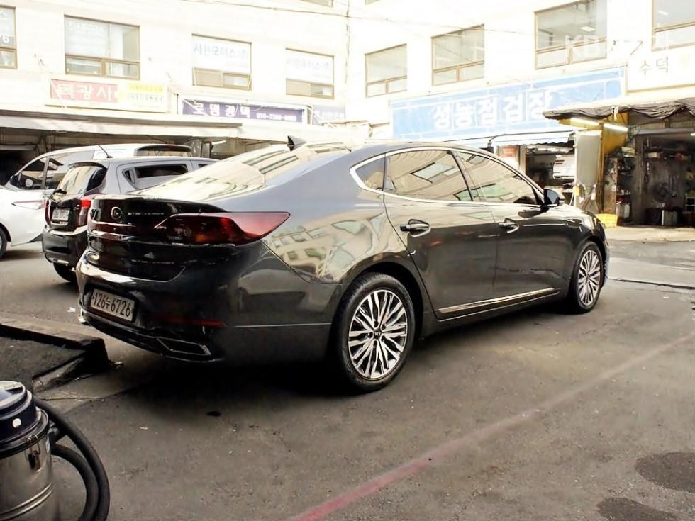 2021 - kia k7