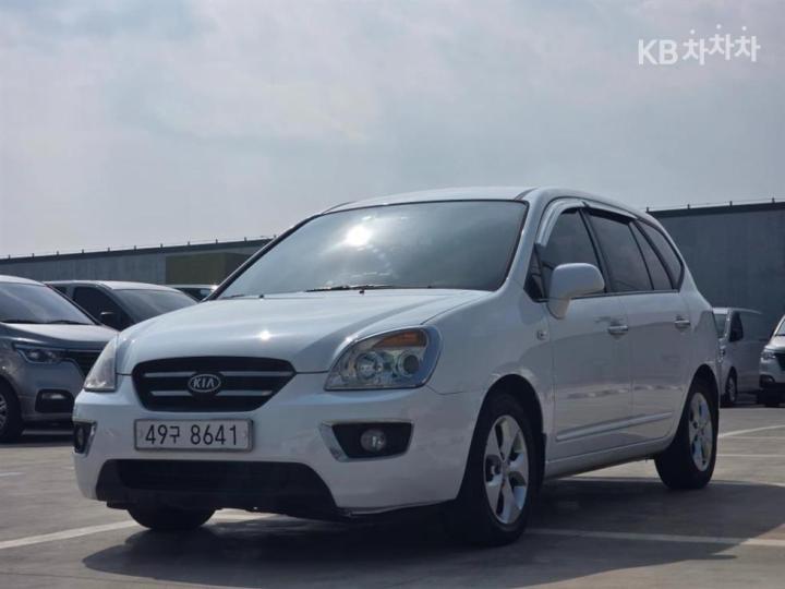Kia Carens New 2.0 LPI GX Premium Type 2