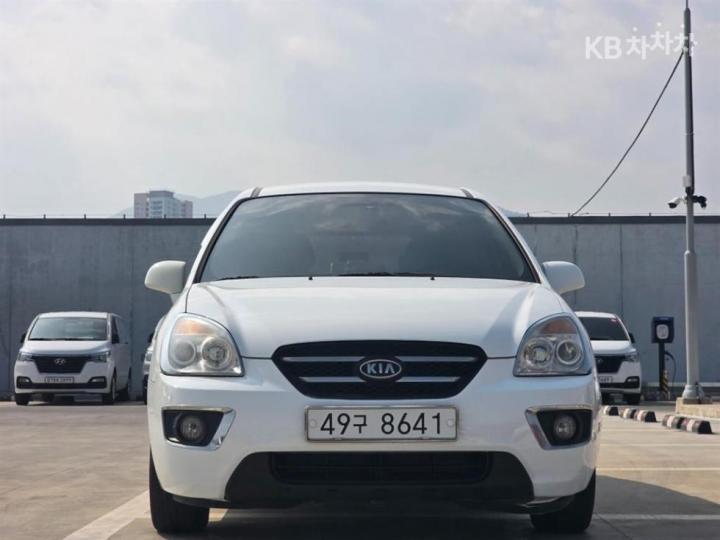 Kia Carens New 2.0 LPI GX Premium Type 3