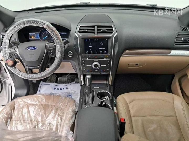 Ford Explorer New 2.3 EcoBoost 4WD Limited 7