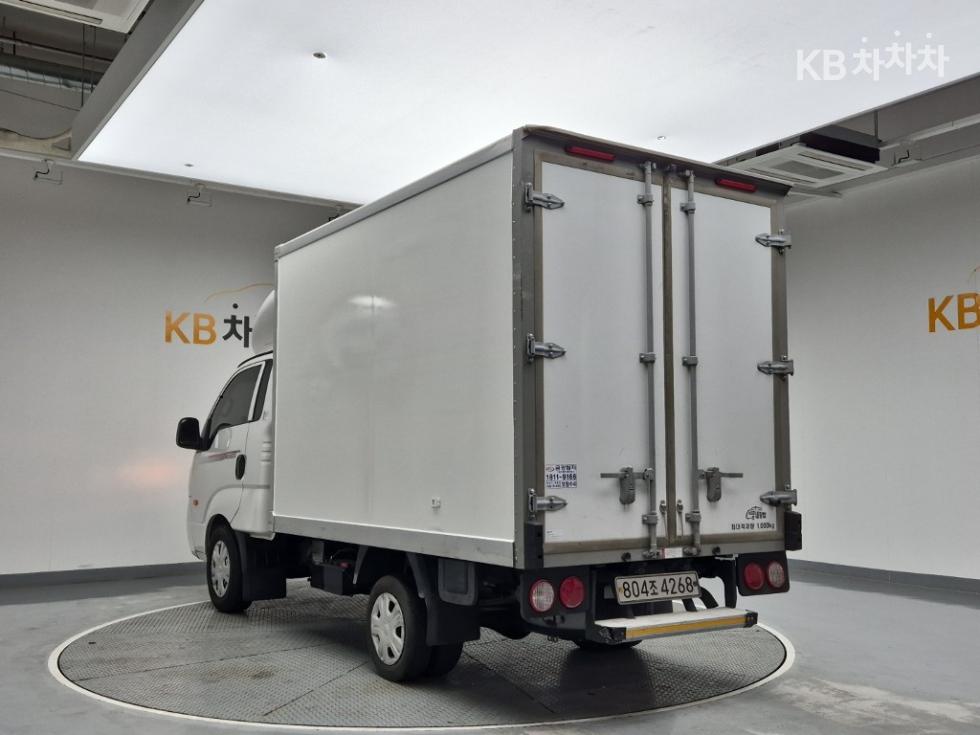 2024 - kia bongo iii